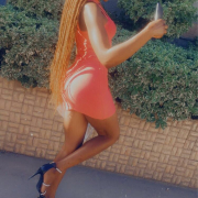 hott_que