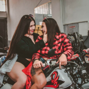 MiaandCharlotte_