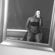 Lily_Browwn