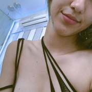 Nahomy__