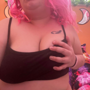ElaraRoseXoXo