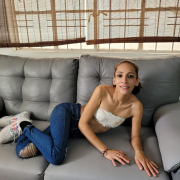 shelly_love_hot