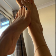 iluvtinyfeet23