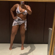 Ebonymilf_couple