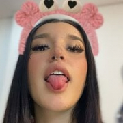 Emma_And_Chloe