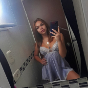 camila_valencia_