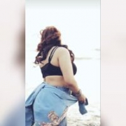 Desi_-_Queen