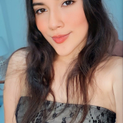 molly_blue_