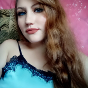 Essy_Cora