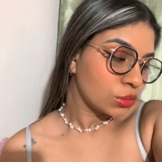 Dakota_boobs