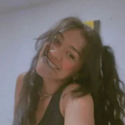 violett__lara