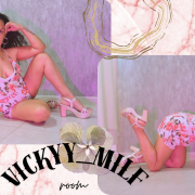 vickyy_milf
