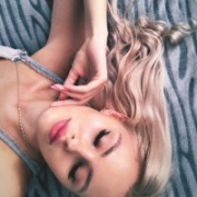 Holly_hott
