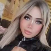 seductive_yhure