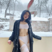 Frozen_Lips