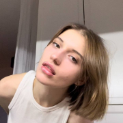 Kim_Helen1