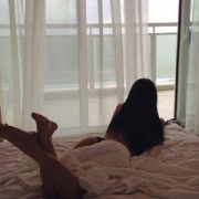 _Modest_girl_