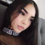 emiliqueen8
