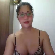 sweethotclouie69