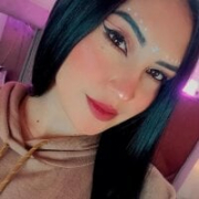 Thaniia_Miller