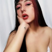 taylor_whitee