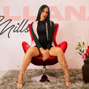 Allana_Mills