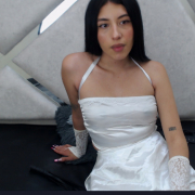Emma_Curlyy
