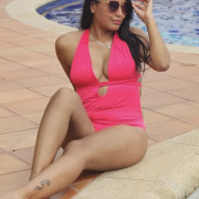 Khari_Larissa