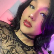 Isa_queeen_TS