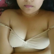 Somya_sexy09