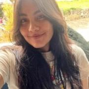 Lia_hank_ch