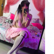 KiraSaenz