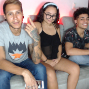 partyroom_live