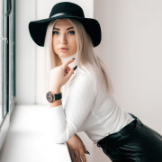 OliviaYellow