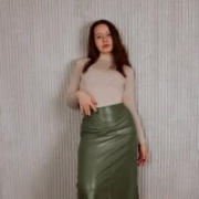Laura_Ellinss