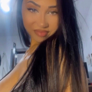 Miss_T33n_Hot