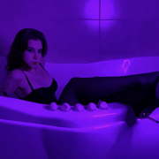 freya-taylor-