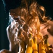 Ana_love_bananas