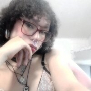 Darknina_tay