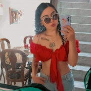 Abril_gaby