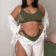 curvyhot-22