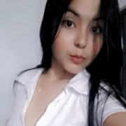 annie_chloee