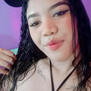 Big_Sexy_Hot_Brunette