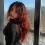 Violette_Iguina