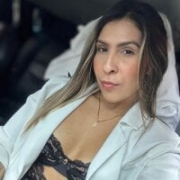 yasmin_adams