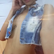 Rose_Adams02