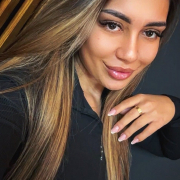 brunettesquirter