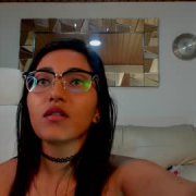 adelle02