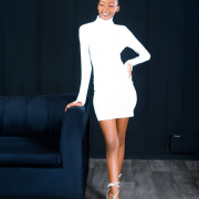 ebony_hot_creme