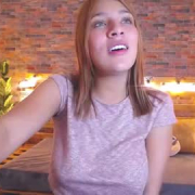 _bella_horny_